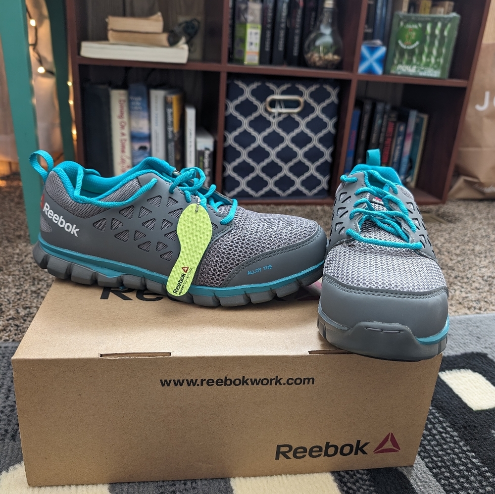 Reebok woman's steel toe work sneakers